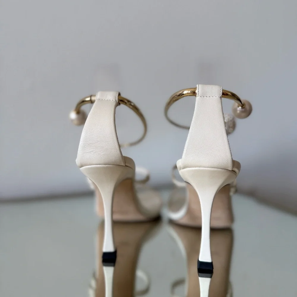 Jimmy Choo excellent minor